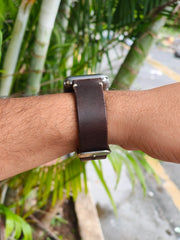 Zinoskins Minimal Premium Dark Brown 100% Real Leather Strap Compatible for Apple Watch – Classic, Clean, Confident